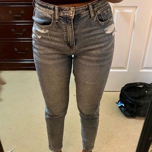 american eagle mom jeans